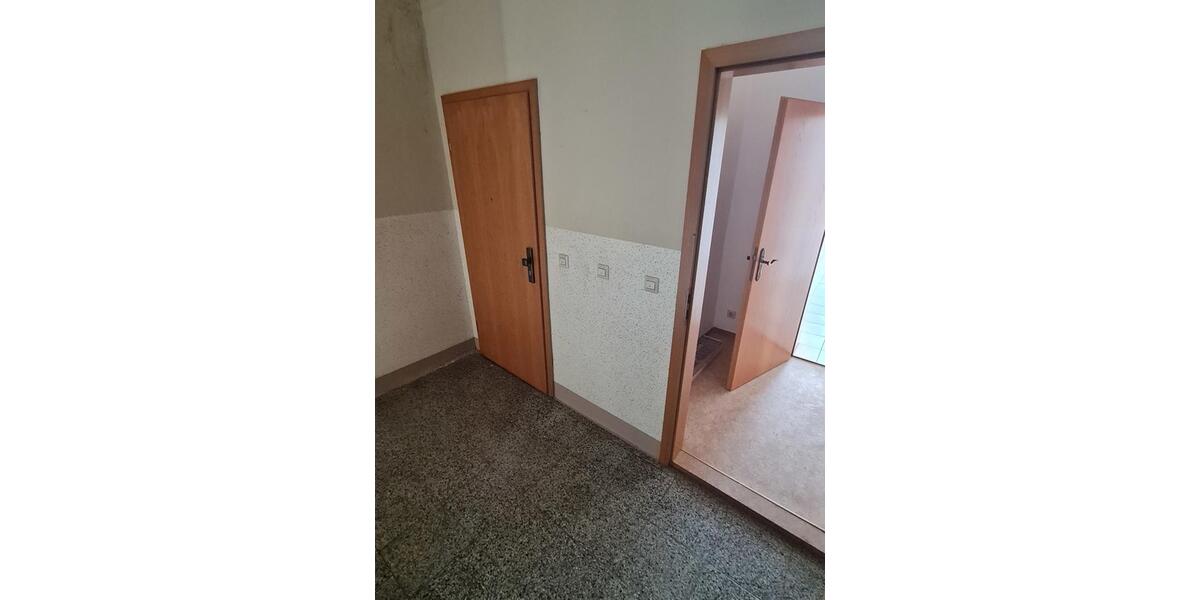 Mehrfamilienhaus, Wohnhaus Frankenberg (Sachsen) - 12 Zimmer, 325 m&sup2;, 85.000&euro; | Angebot:8835872