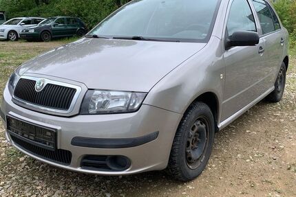 Skoda Fabia 160.283 km 590 &euro; Chemnitz 09113