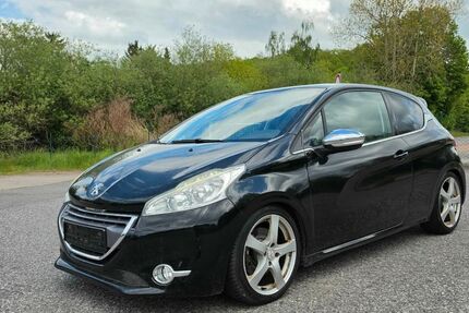 Peugeot 208 120.000 km 5.490 &euro; Frankenberg 09669