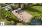 Rundum-sorglos Reitanlage, bezugsfertig Marienberg: Boxen, Reitplatz & Weiden für Freizeitreiter