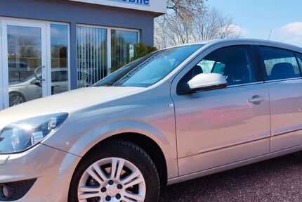 Opel Astra 67.000 km 5.990 &euro; Neukirchen 09221
