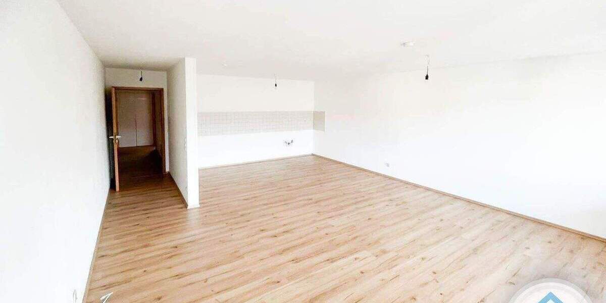 Etagenwohnung Limbach-Oberfrohna Oberfrohna - 3 Zimmer, 85 m&sup2;, 553&euro; | Angebot:26763329