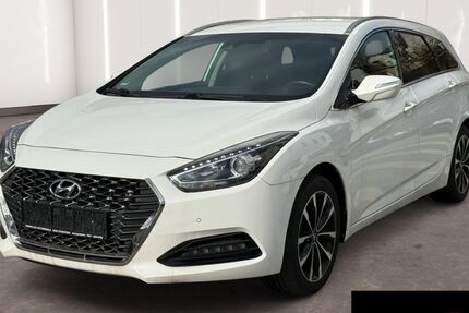Hyundai i40 83.000 km 13.490 &euro; Chemnitz 09130