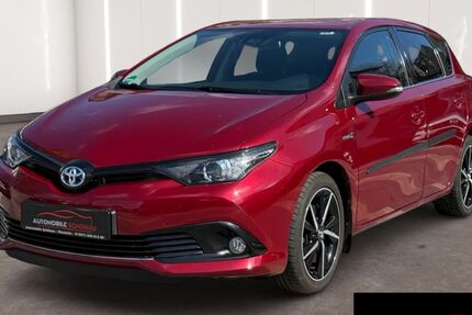 Toyota Auris 95.300 km 14.990 &euro; Chemnitz 09130
