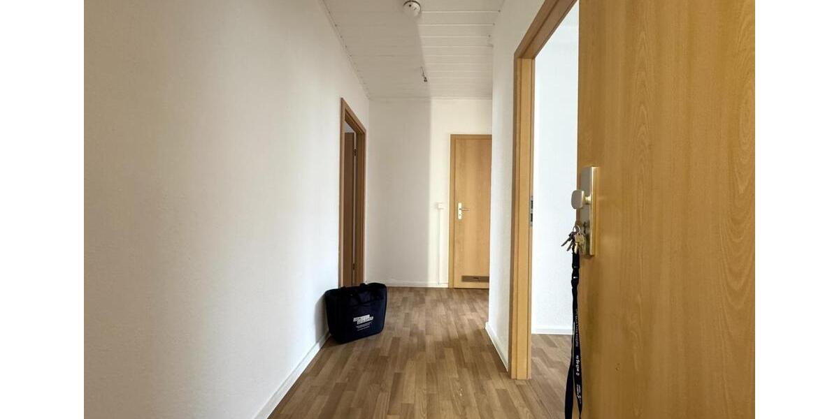 Etagenwohnung Chemnitz Helbersdorf - 4 Zimmer, 71 m&sup2;, 366&euro; | Angebot:24487639