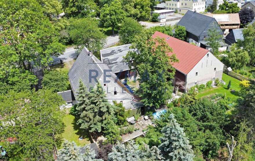 Haus zum Kaufen in Limbach-Oberfrohna 210.000 € 160 m²