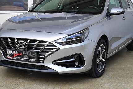 Hyundai i30 48.200 km 18.899 € Oberlungwitz 09353