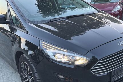 Ford S-Max 19.836 km 12.999 &euro; Chemnitz 09125