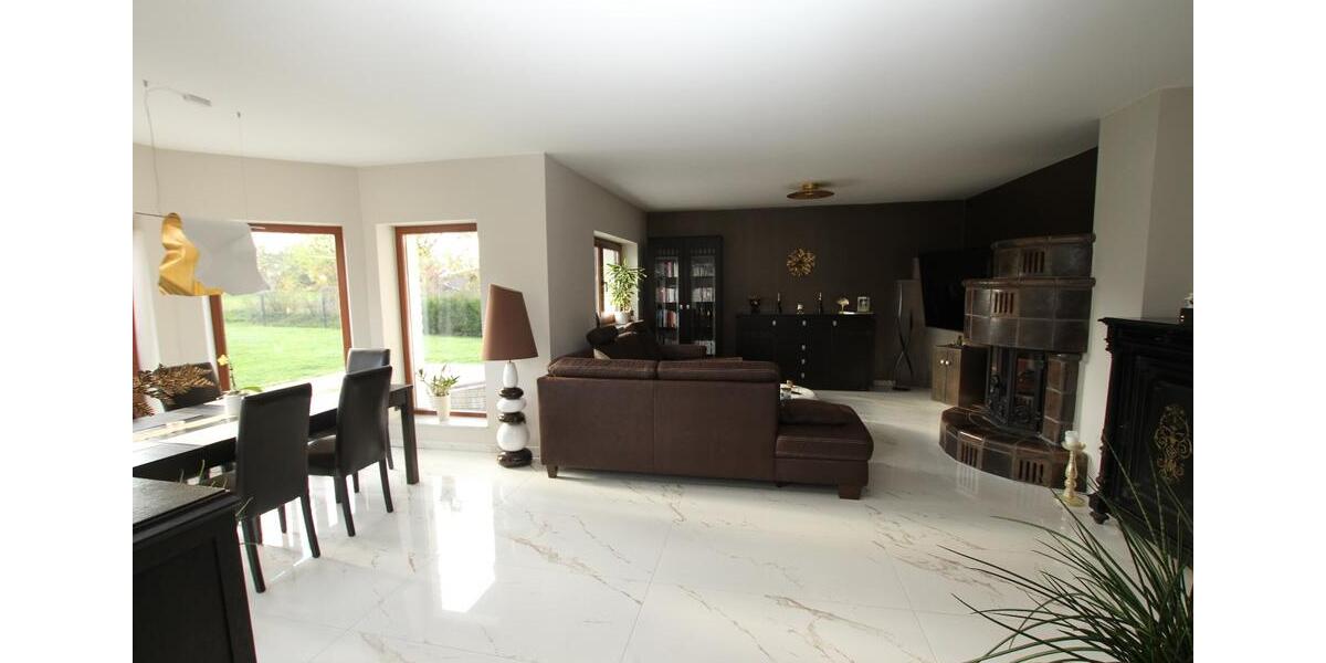 Einfamilienhaus Niederwiesa - 6 Zimmer, 250 m&sup2;, 550.000&euro; | Angebot:26429133