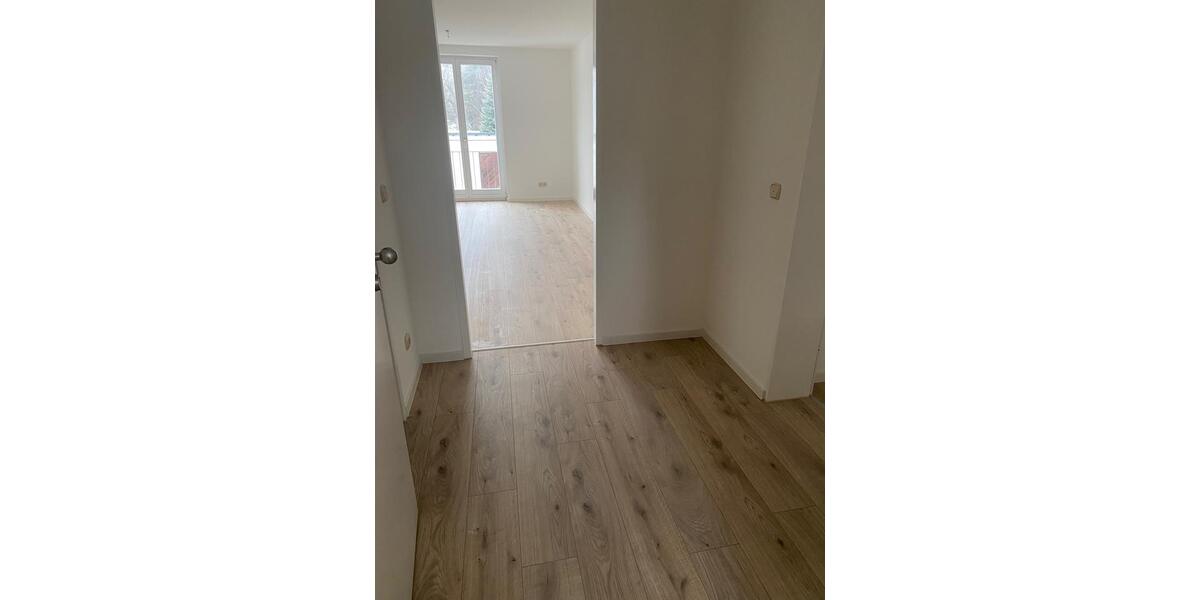Etagenwohnung Chemnitz Euba - 3 Zimmer, 80 m&sup2;, 435&euro; | Angebot:26661303
