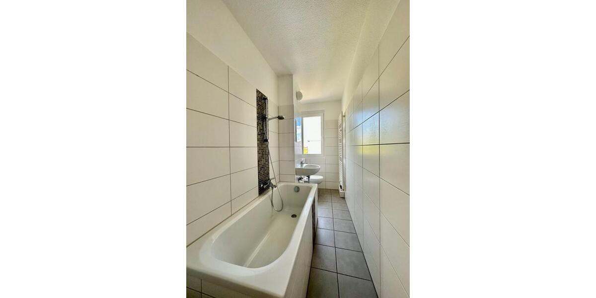 Etagenwohnung Chemnitz Adelsberg - 3 Zimmer, 60 m&sup2;, 325&euro; | Angebot:26291381