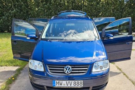 VW Touran 192.000 km 2.290 &euro; Burgstädt 09217
