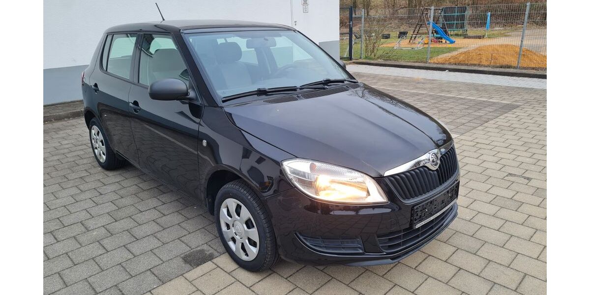 Skoda Fabia 99.628 km 5.690 &euro; Chemnitz 09125
