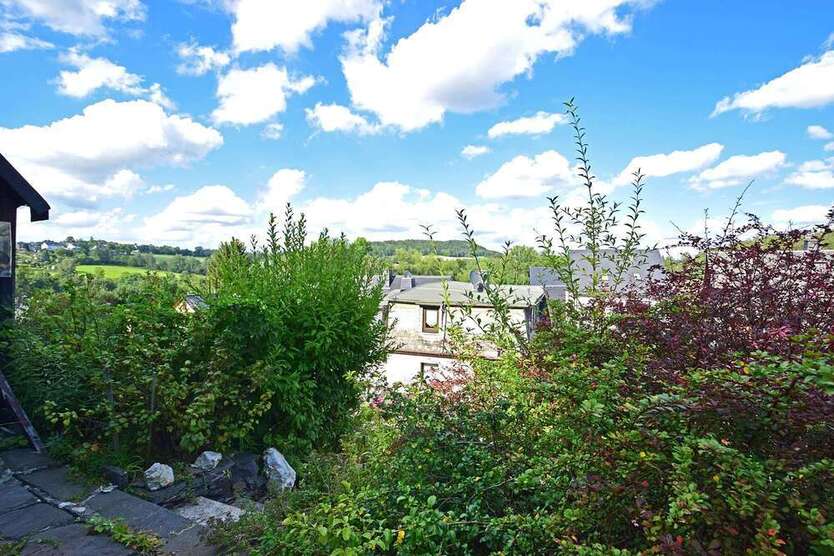 Haus zum Kaufen in Lößnitz 169.550 € 180 m²