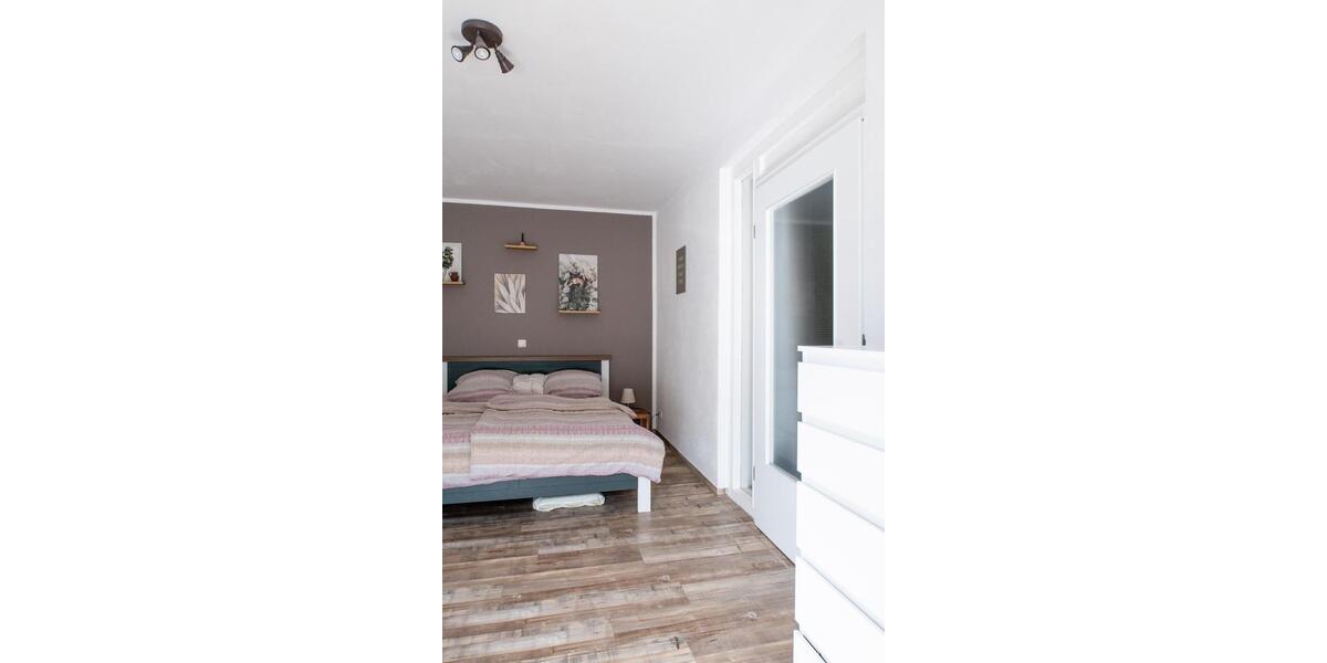 Einfamilienhaus Hohenstein-Ernstthal Ernstthal - 19 Zimmer, 431 m&sup2;, 410.000&euro; | Angebot:26253403