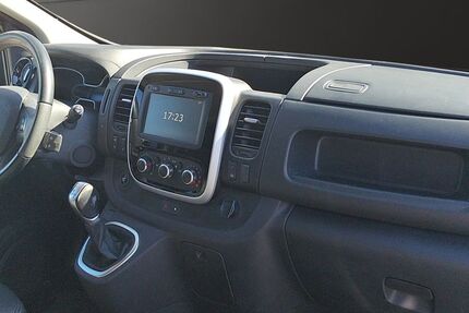 Renault Trafic 99.980 km 18.900 &euro; Oberlungwitz 09353