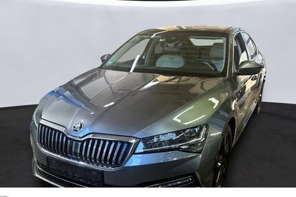 Skoda Superb 42.025 km 34.975 &euro; Bernsdorf 09337