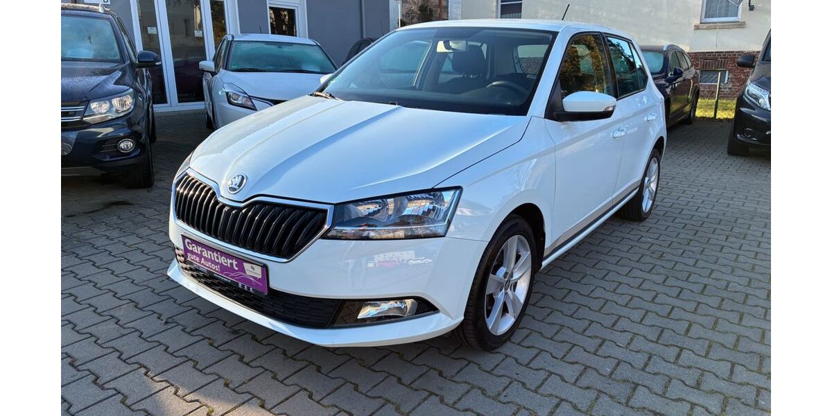 Skoda Fabia 60.000 km 8.990 &euro; Chemnitz 09116