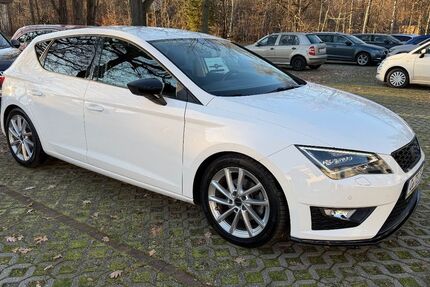 Seat Leon 71.000 km 14.990 &euro; Chemnitz 09131