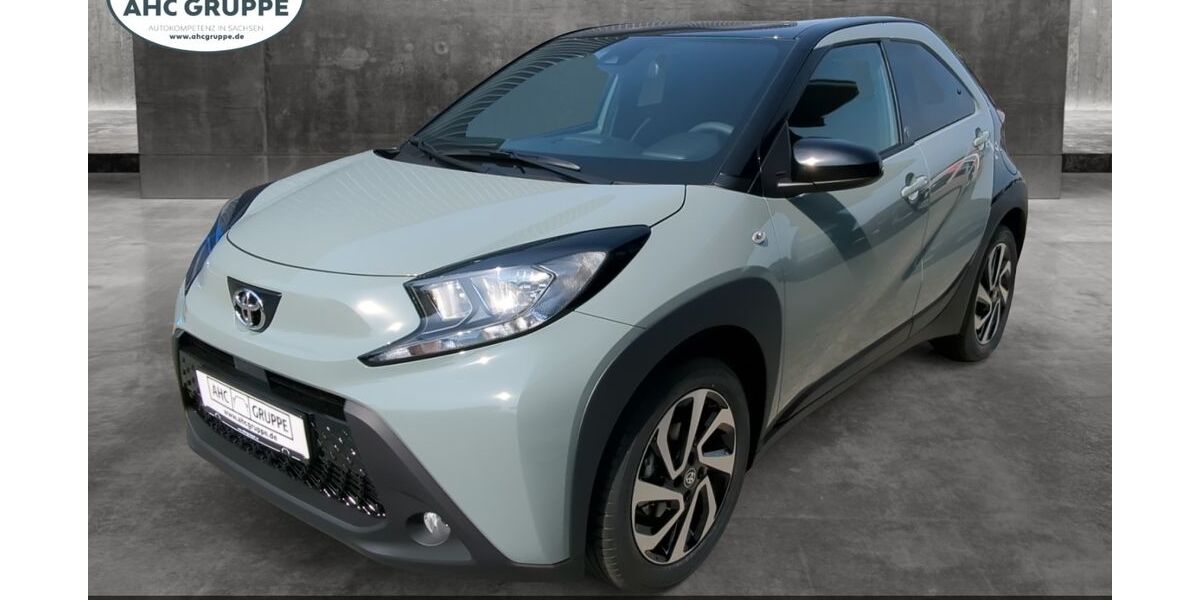 Toyota Aygo (X) 1.891 km 17.990 &euro; Chemnitz 09119