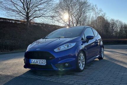 Ford Fiesta 230.000 km 5.400 € Mülsen 08132