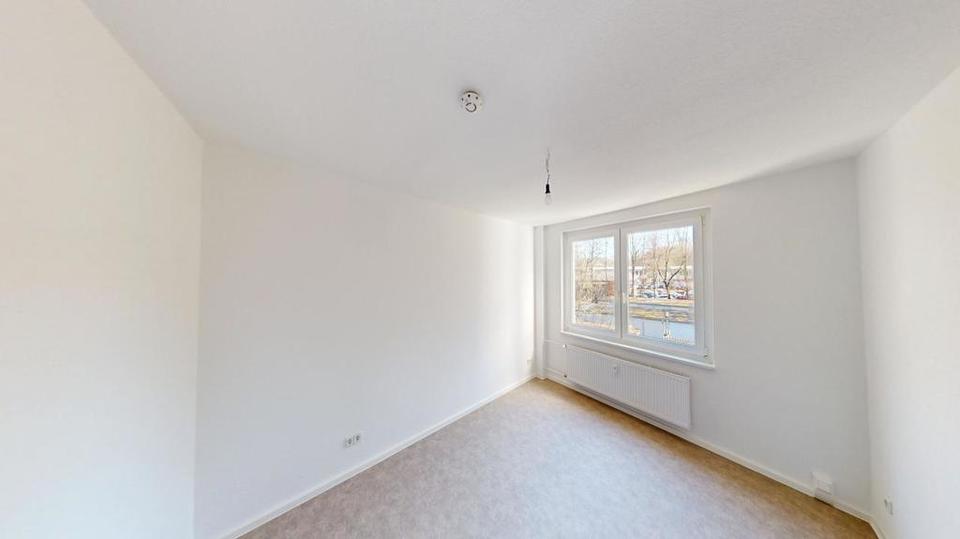 Etagenwohnung Chemnitz Borna-Heinersdorf - 3 Zimmer, 61 m&sup2;, 420&euro; | Angebot:26058021