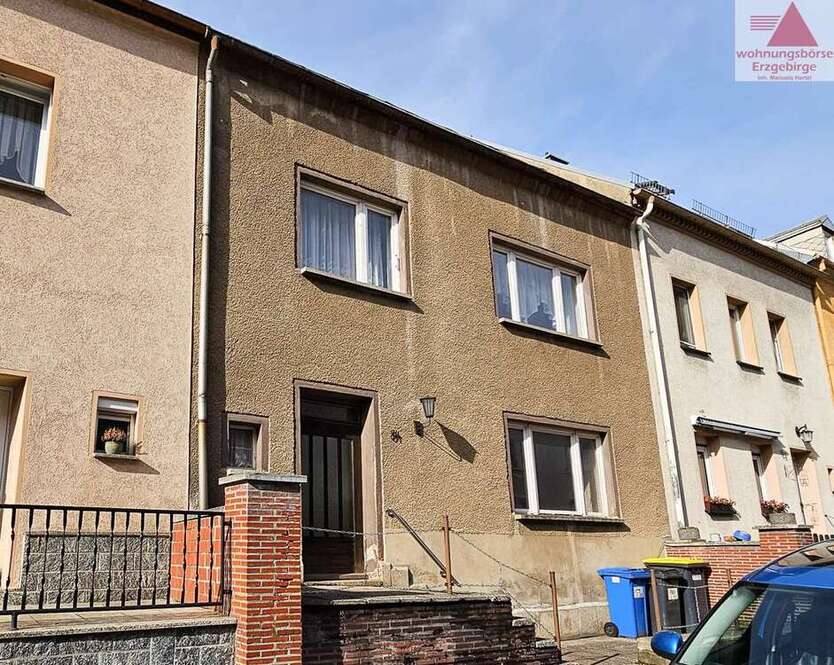 Haus zum Kaufen in Lößnitz 29.000 € 107 m²