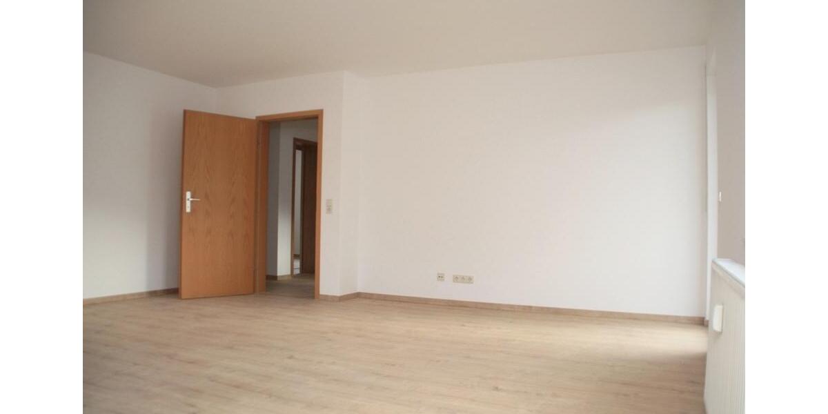 Dachgeschoßwohnung Chemnitz Adelsberg - 2 Zimmer, 70 m&sup2;, 440&euro; | Angebot:26167137