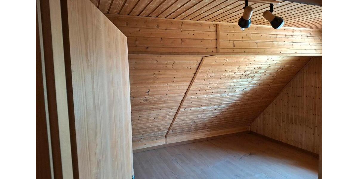 Einfamilienhaus Pockau-Lengefeld Lengefeld - 9 Zimmer, 200 m&sup2;, 85.000&euro; | Angebot:21348662