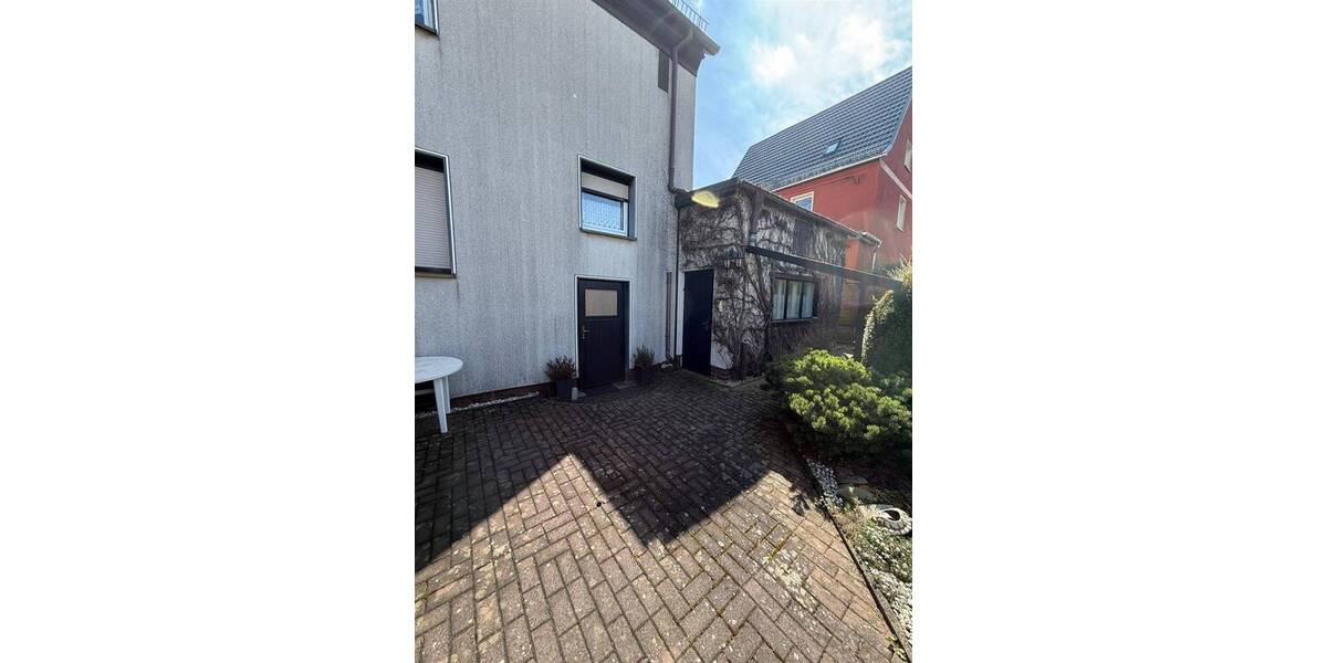 Doppelhaushälfte Hartmannsdorf b Chemnitz - 5 Zimmer, 120 m&sup2;, 169.000&euro; | Angebot:26473203