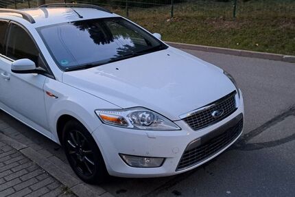 Ford Mondeo 158.000 km 2.500 &euro; Chemnitz 09125