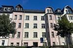 Geräumige 3 Zimmer-Etagenwohnung mit Balkon und Wohnküche in zentraler Lage. 3 zimmer
