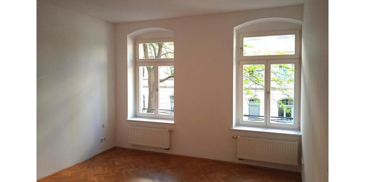 helle Wohnung in Gründerzeithaus 2 zimmer