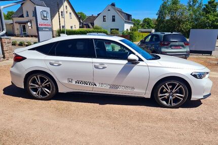 Honda Civic 7.000 km 37.890 &euro; Mittweida 09648