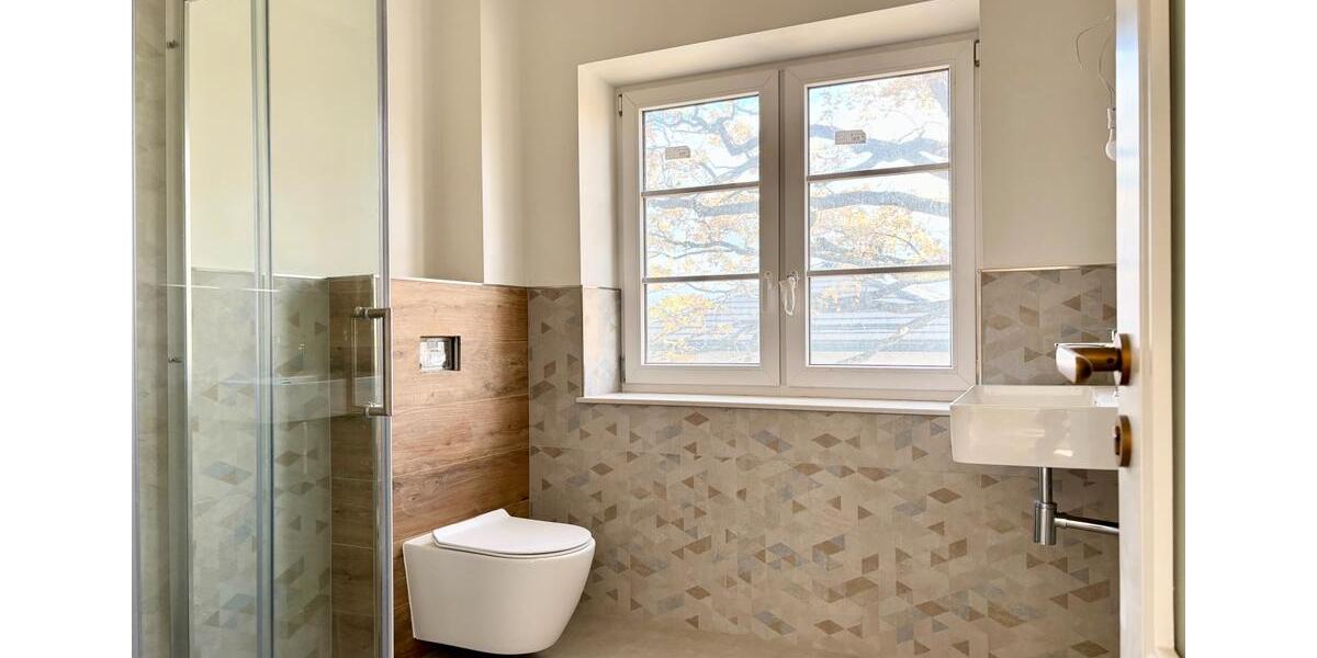 Borna * ERSTBEZUG * Balkon * 7 Zimmer Maisonette * 01.12.2025 7 zimmer