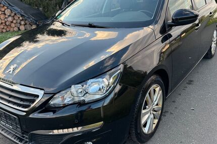 Peugeot 308 150.000 km 5.900 &euro; Mittweida 09648