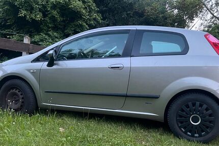 Fiat Punto 152.000 km 2.999 &euro; Chemnitz 09113
