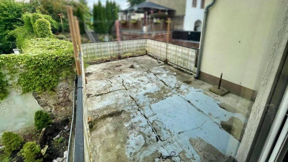 Viel Platz und eine solide Bausubstanz 3 zimmer