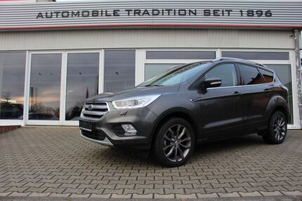Ford Kuga 64.900 km 16.590 &euro; Hartha 04746