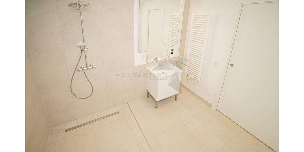 Etagenwohnung Chemnitz Rabenstein - 2 Zimmer, 45 m&sup2;, 619&euro; | Angebot:25681433