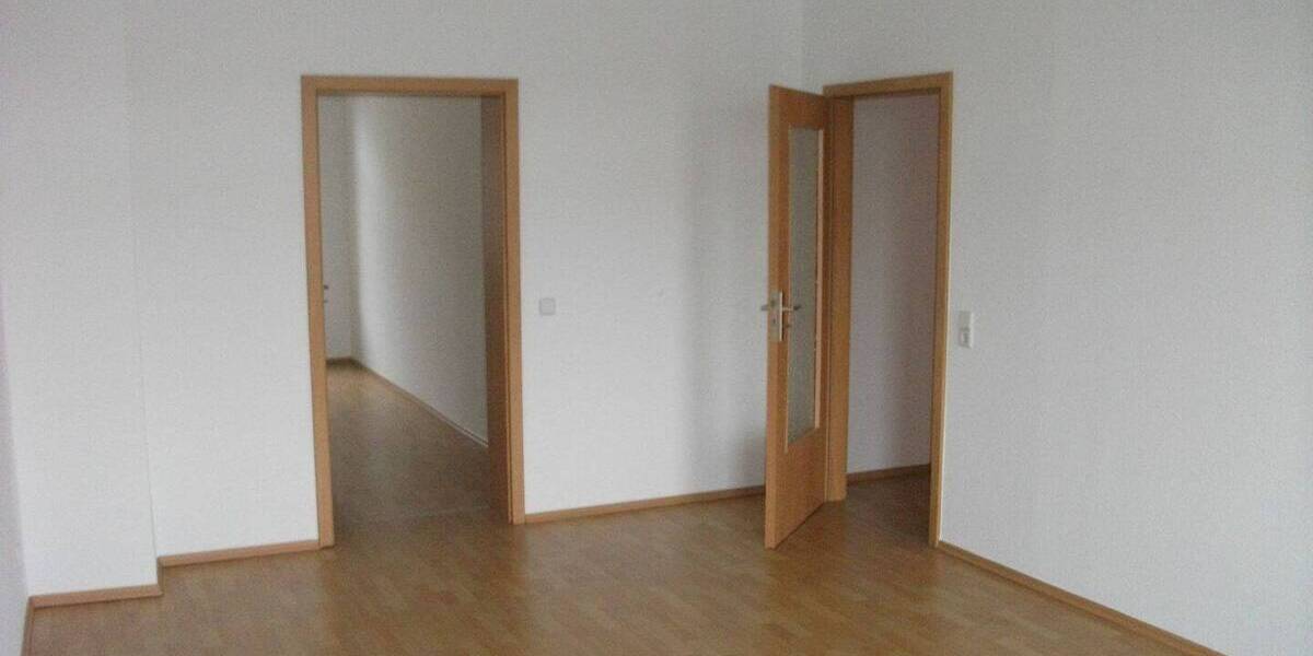 Etagenwohnung Chemnitz Yorckgebiet - 2 Zimmer, 55 m&sup2;, 310&euro; | Angebot:26806953