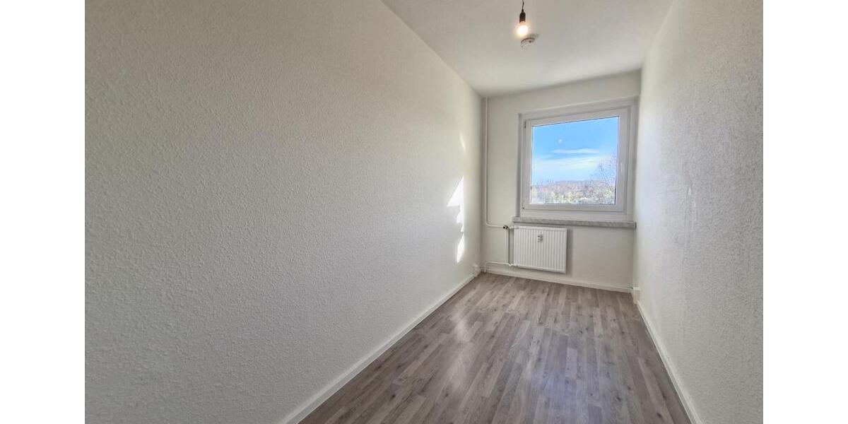 Etagenwohnung Chemnitz Markersdorf - 4 Zimmer, 69 m&sup2;, 317&euro; | Angebot:26507589