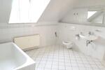 Dachgeschoßwohnung Chemnitz Altendorf - 2 Zimmer, 74 m&sup2;, 440&euro; | Angebot:23273095