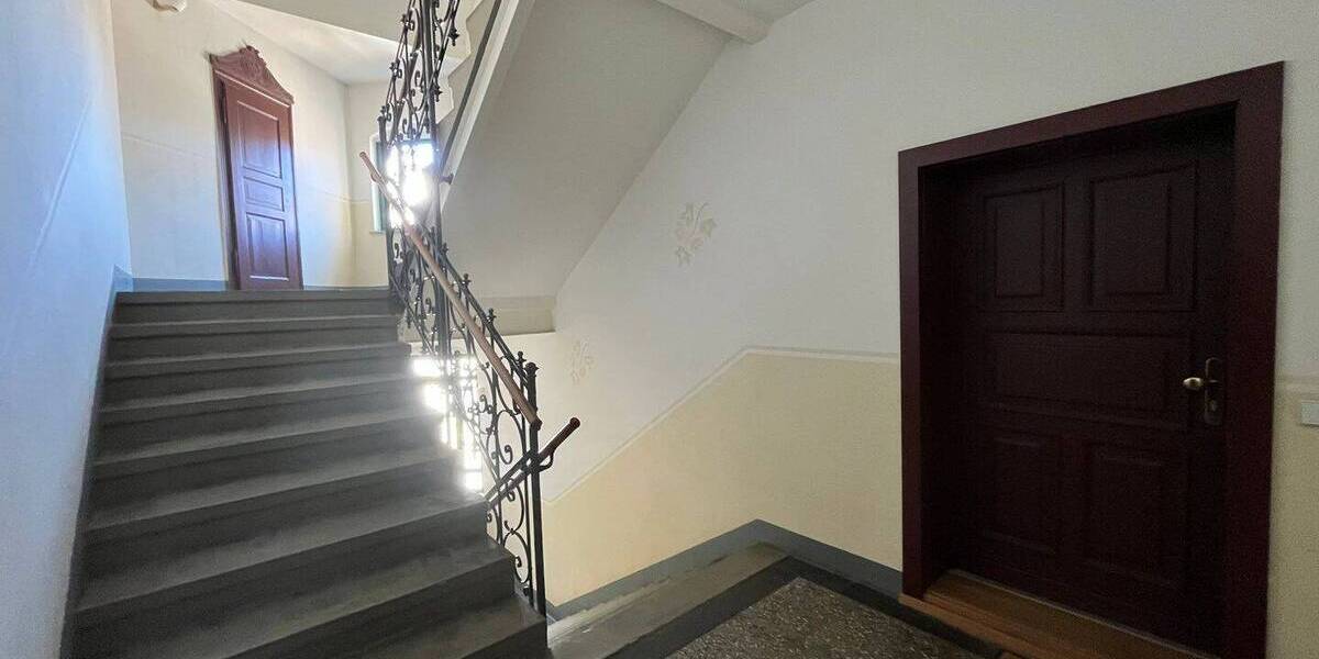 Etagenwohnung Chemnitz Altendorf - 2 Zimmer, 65 m&sup2;, 365&euro; | Angebot:26189604