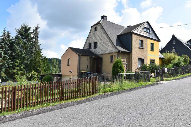 Haus zum Kaufen in Burkhardtsdorf 65.000 € 82.56 m²