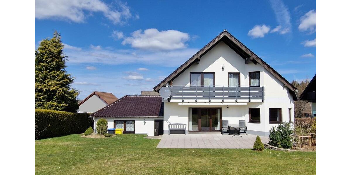 Einfamilienhaus-Topzustand-einziehen und sich zu Hause fühlen 8 zimmer