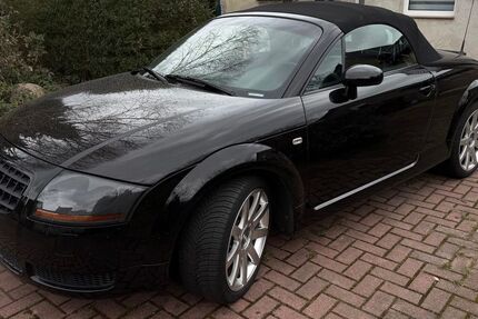Audi TT 144.342 km 7.799 € Glauchau 08371