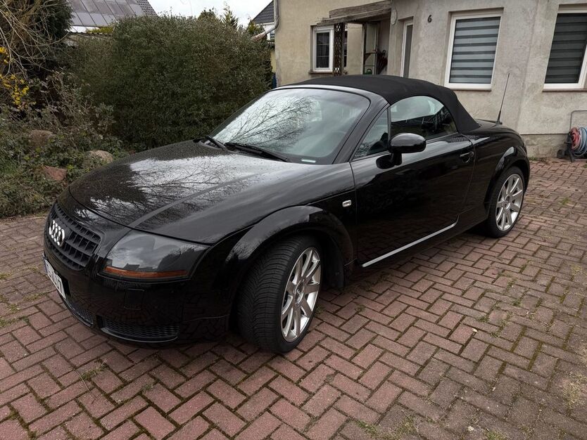 Audi TT 144.342 km 7.799 € Glauchau 08371