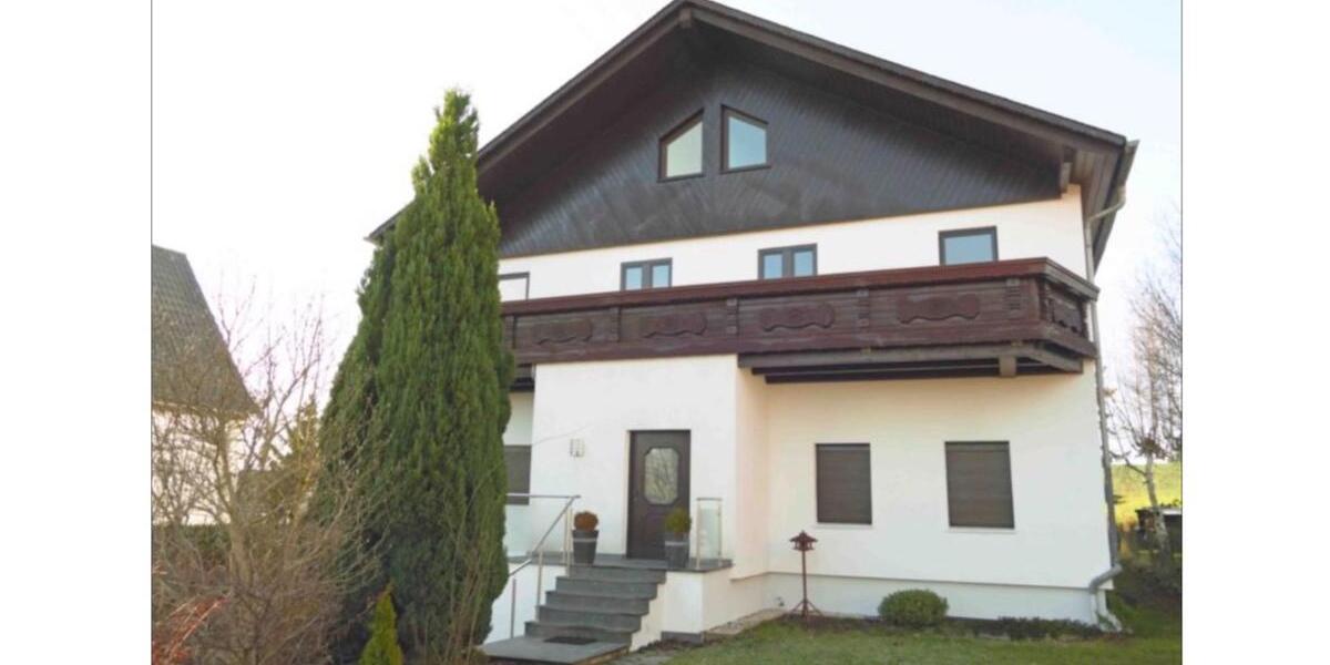 Maisonettenwohnung Chemnitz Wittgensdorf - 6 Zimmer, 220 m&sup2;, 1.520&euro; | Angebot:26031380