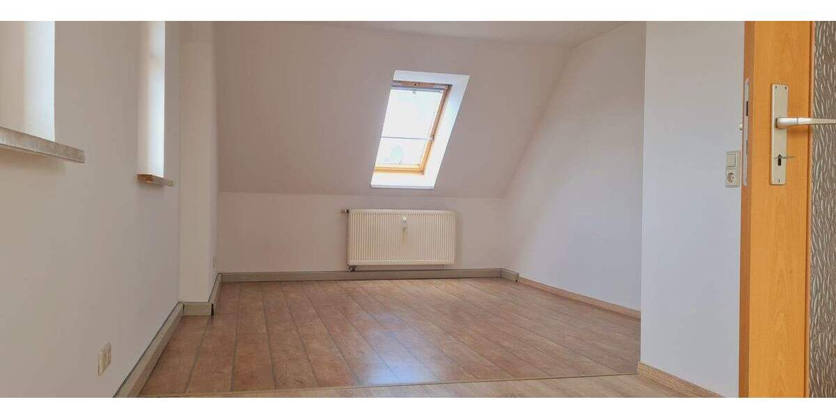 Charmante 2-Raum-Wohnung unter dem Dach – perfekt für Singles und Paare 2 zimmer